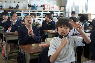 お菓子の試食会４